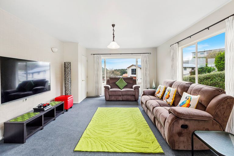 Photo of property in 8 Pilot Lane, Whitby, Porirua, 5024
