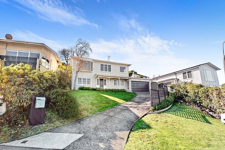 Photo of property in 34 Rama Crescent, Khandallah, Wellington, 6035