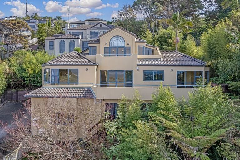 Photo of property in 59 Penguin Drive, Murrays Bay, Auckland, 0630