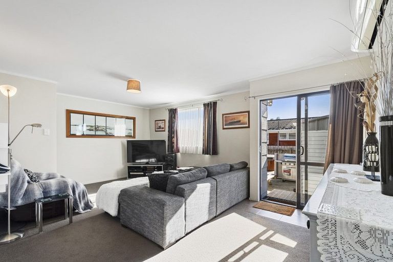 Photo of property in 1/20 Takanini School Road, Takanini, 2112