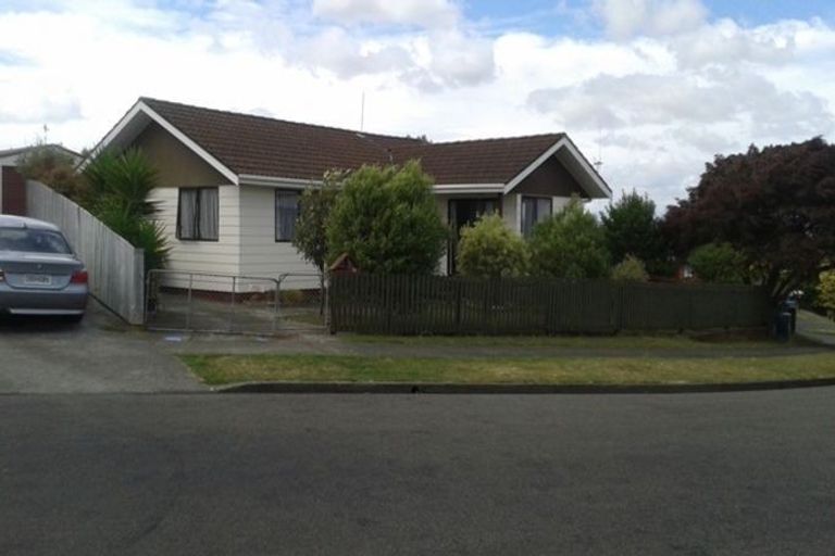 Photo of property in 72 Fraser Drive, Feilding, 4702