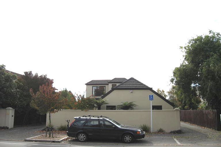 Photo of property in 56 Creyke Road, Ilam, Christchurch, 8041