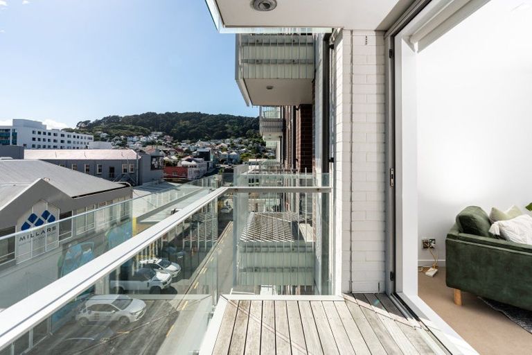 Photo of property in Republic2, 3c/11 Tennyson Street, Te Aro, Wellington, 6011