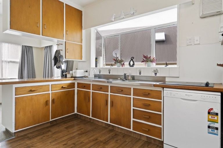 Photo of property in 222b Old Farm Road, Hamilton East, Hamilton, 3216