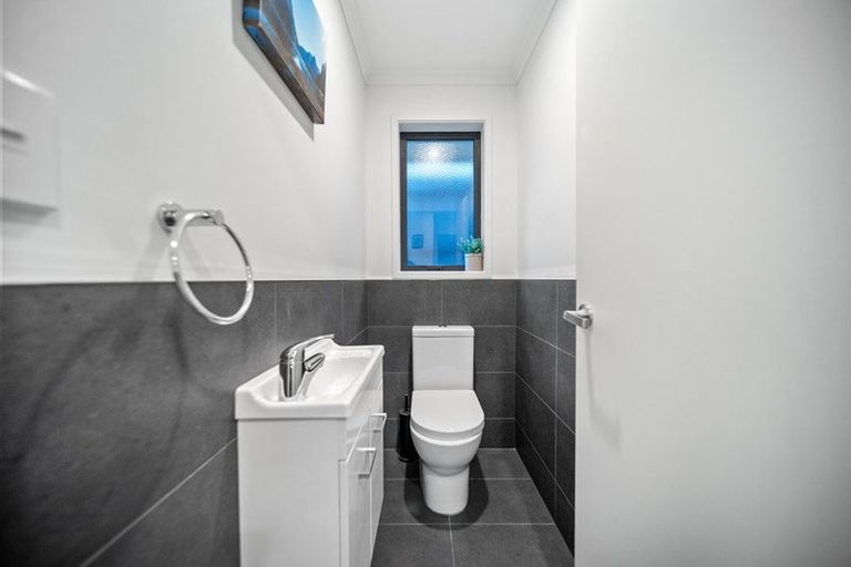 Photo of property in 5a Pukaki Road, Mangere, Auckland, 2022