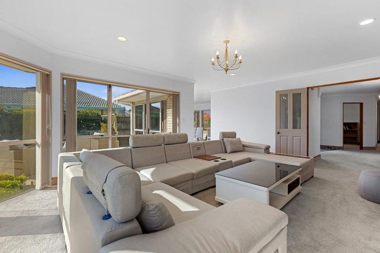 Photo of property in 24 Santa Monica Drive, Papamoa Beach, Papamoa, 3118