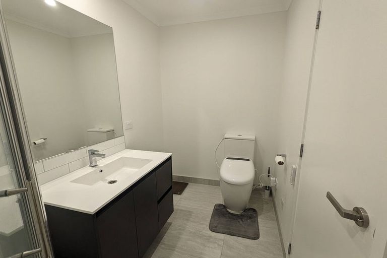 Photo of property in 26/1 Scott Road, Hobsonville, Auckland, 0616