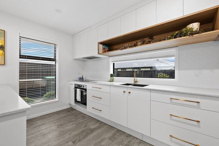 Photo of property in 10 Peregrine Crescent, Rolleston, 7615