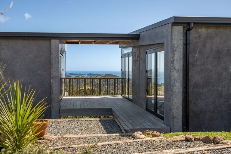 Photo of property in 49 Sandy Bay Farms Road, Matapouri, Whangarei, 0173