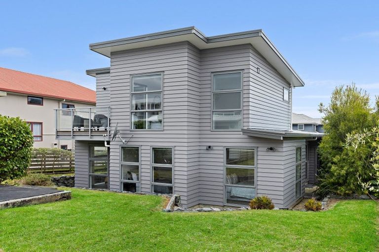 Photo of property in 9 Arohia Place, Snells Beach, 0920