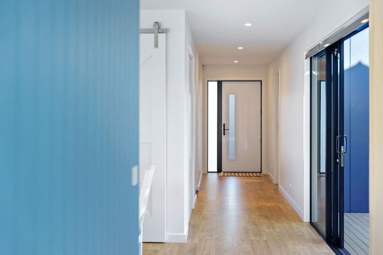 Photo of property in 1 Arapipi Way, Peka Peka, Waikanae, 5391