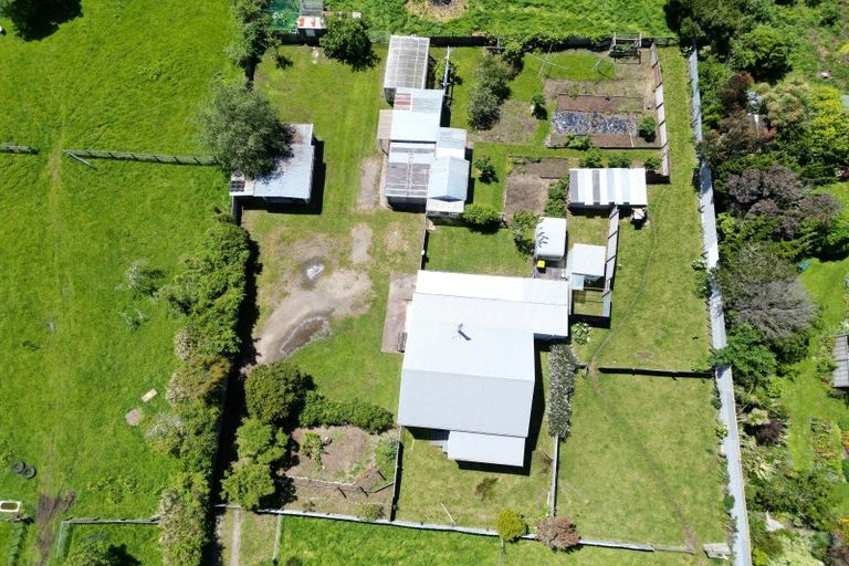 Photo of property in 67 Avenue Road, Foxton, 4814