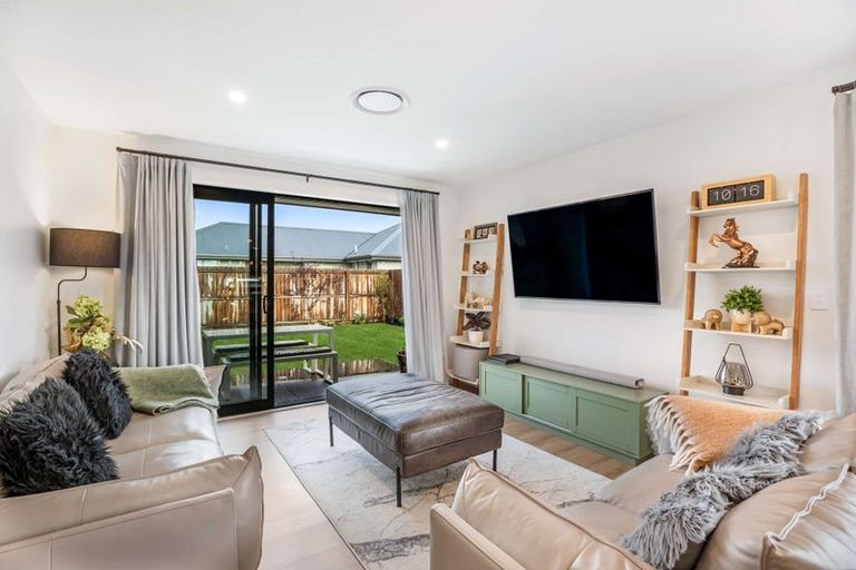 Photo of property in 20 Rannoch Drive, Yaldhurst, Christchurch, 8042