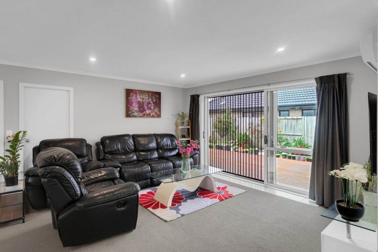 Photo of property in 17 Teatree Close, Huntington, Hamilton, 3210