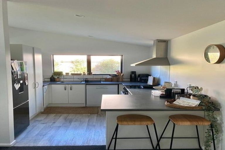 Photo of property in 404 Ohiro Road, Brooklyn, Wellington, 6021