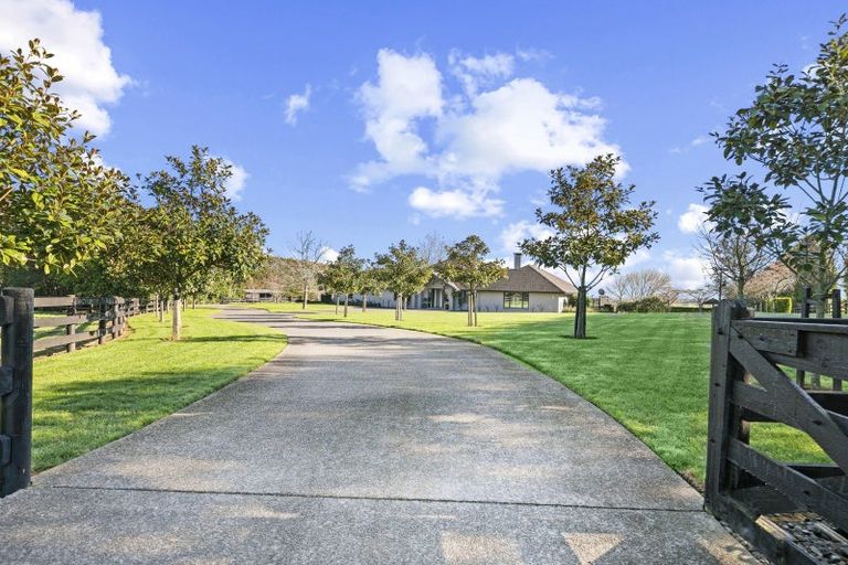 Photo of property in 195 Batty Road, Kingseat, Papakura, 2580