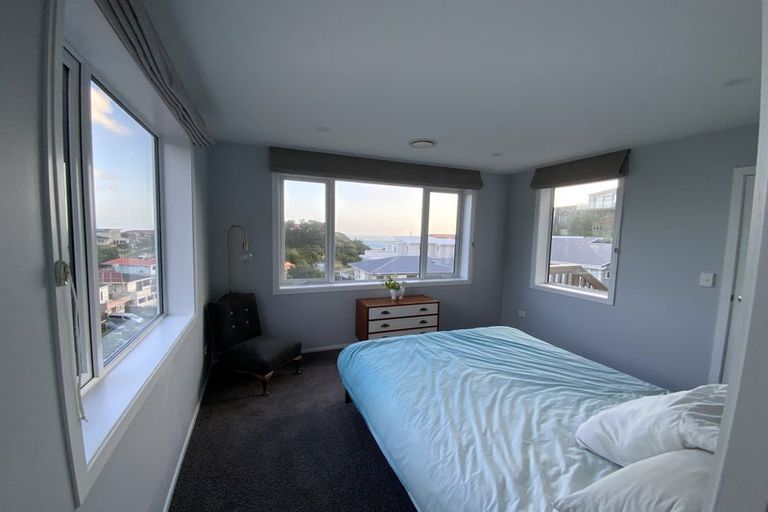 Photo of property in 154 Severn Street, Island Bay, Wellington, 6023