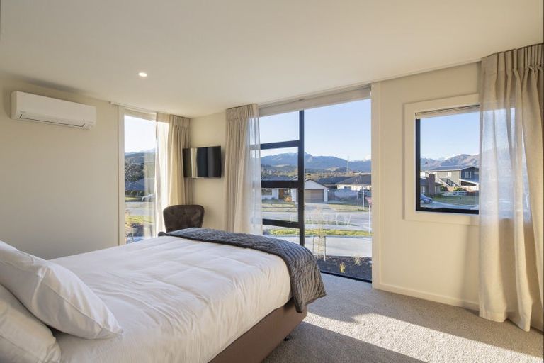 Photo of property in Kawarau Heights, 10 Alpine Avenue, 9304