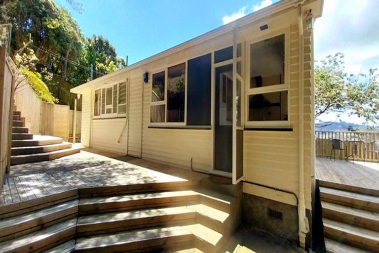 Photo of property in 13 Prospect Terrace, Johnsonville, Wellington, 6037
