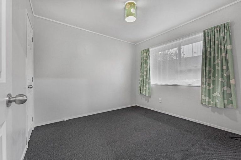 Photo of property in 2/13 Lochinver Road, Papatoetoe, Auckland, 2025