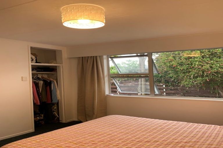 Photo of property in 53 John F Kennedy Drive, Milson, Palmerston North, 4414