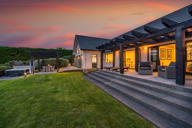 Photo of property in 830 Ohariu Valley Road, Ohariu, Wellington, 6037