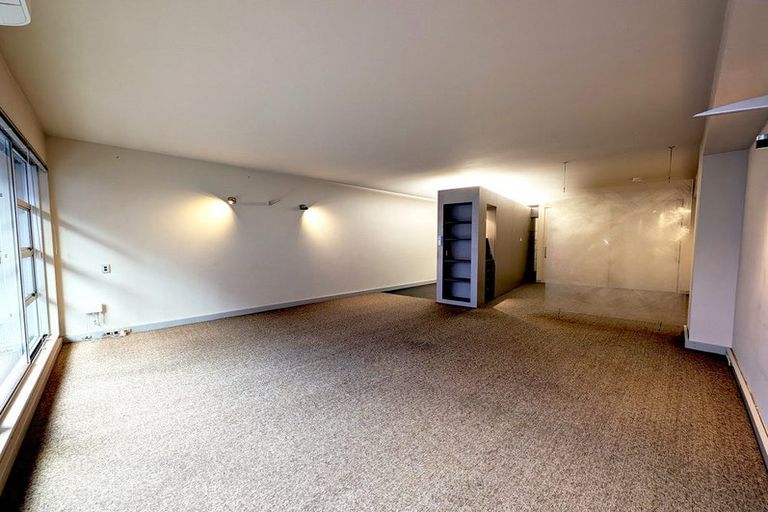 Photo of property in Gerondis Bldg Apartments, 305/60 Willis Street, Wellington Central, Wellington, 6011