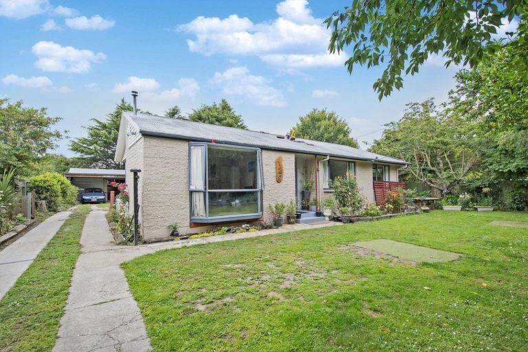 Photo of property in 129 Maddisons Road, Templeton, Christchurch, 8042