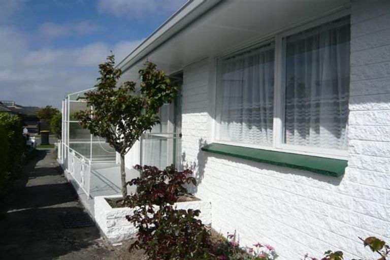 Photo of property in 3/15a Harakeke Street, Riccarton, Christchurch, 8011
