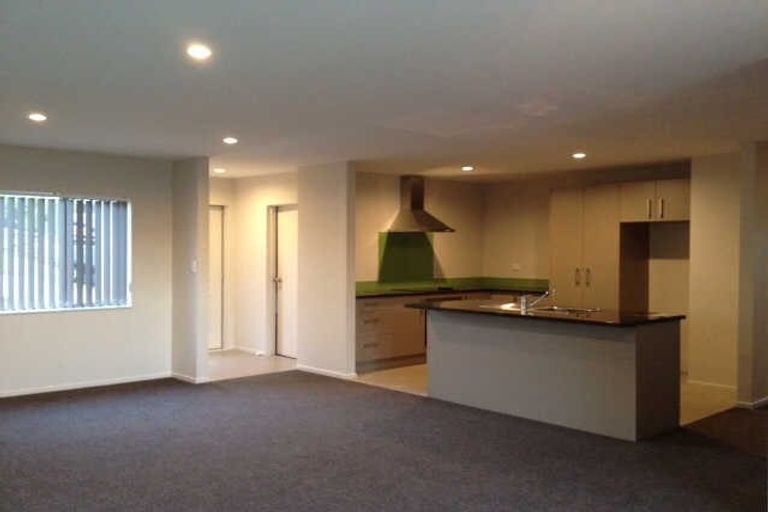 Photo of property in 5/14b Moffat Road, Red Beach, 0932