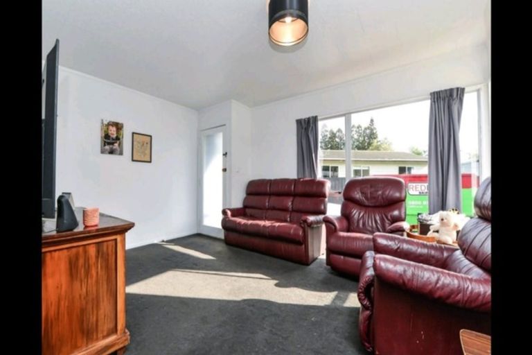 Photo of property in 35 Purcell Place, Melville, Hamilton, 3206