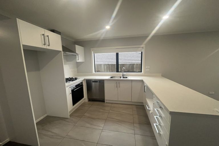 Photo of property in 129 Te Manatu Drive, Huntington, Hamilton, 3210