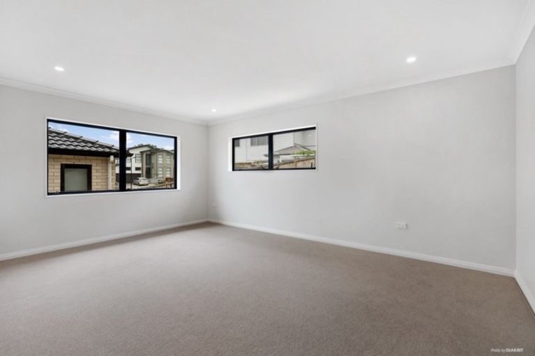 Photo of property in 4 Drover Close, Flat Bush, Auckland, 2019
