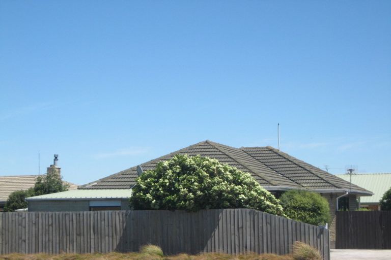 Photo of property in 4 Masham Road, Broomfield, Christchurch, 8042