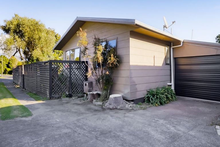 Photo of property in 42 Norwich Avenue, Spotswood, New Plymouth, 4310