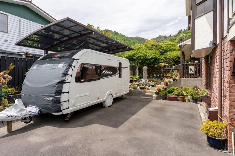 Photo of property in 24 Kereru Street, Waikanae, 5036