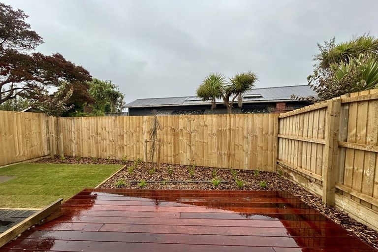 Photo of property in 2/21 Courtenay Street, St Albans, Christchurch, 8014
