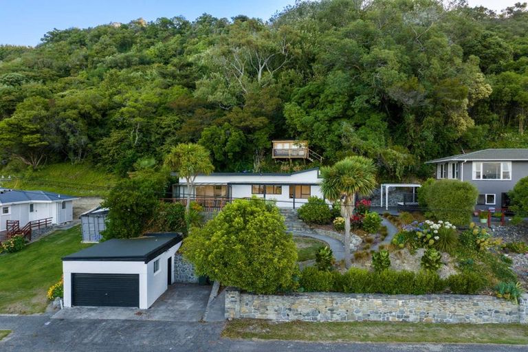 Photo of property in 164 Torquay Street, Kaikoura, 7300