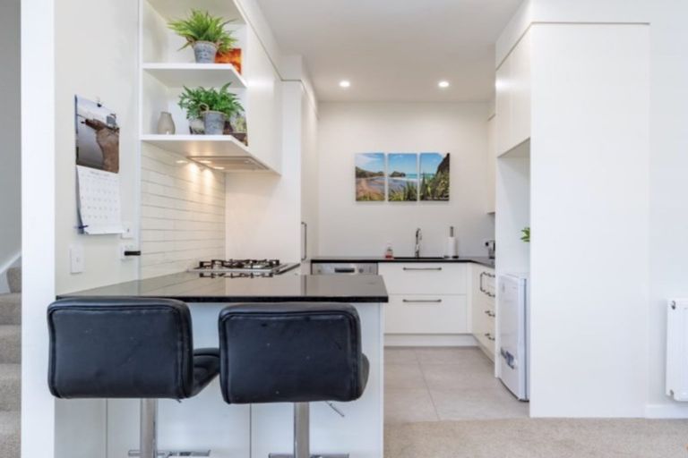 Photo of property in 8 Glide Lane, Whitby, Porirua, 5024