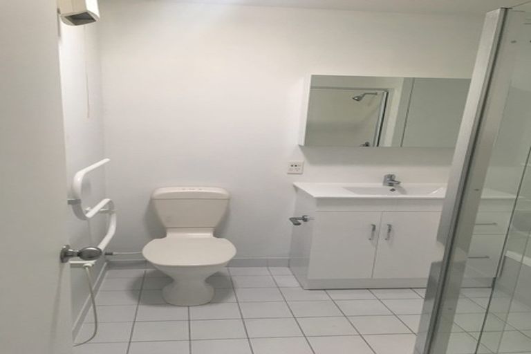 Photo of property in 4/5 Cross Street, Phillipstown, Christchurch, 8011