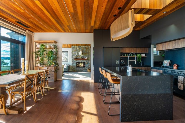 Photo of property in 336 Lake Terrace, Two Mile Bay, Taupo, 3330