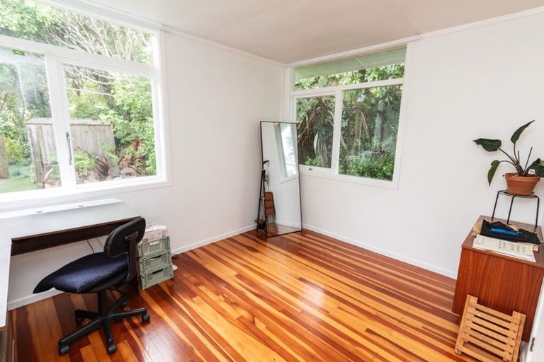 Photo of property in 9 Berrymead Way, Karori, Wellington, 6012