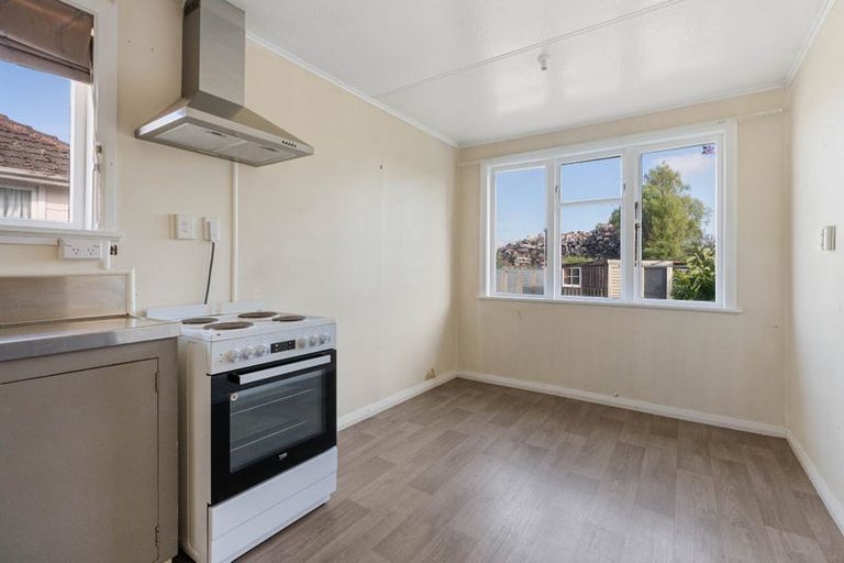 Photo of property in 162 Cole Street, Masterton, 5810