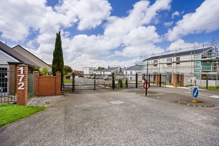 Photo of property in St Claire Village, 175/172 Mcleod Road, Te Atatu South, Auckland, 0610