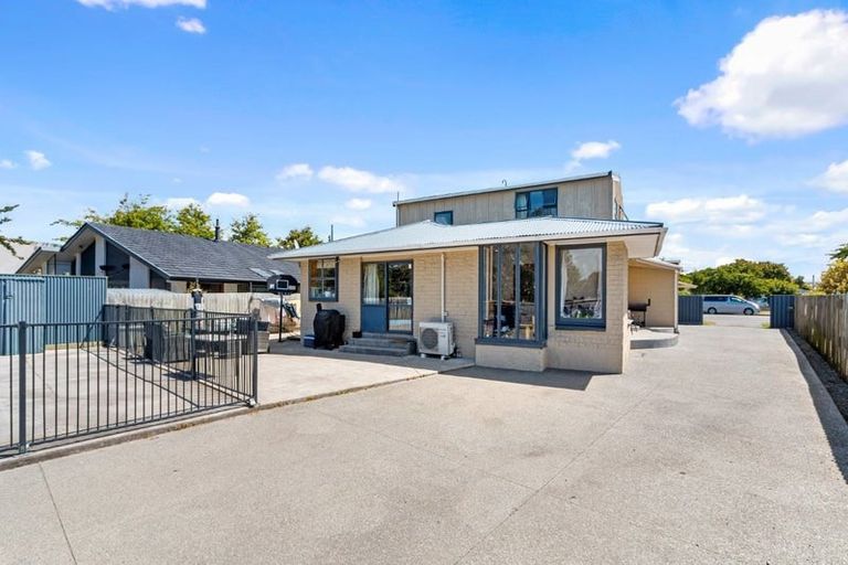 Photo of property in 195 Springs Road, Hornby, Christchurch, 8042