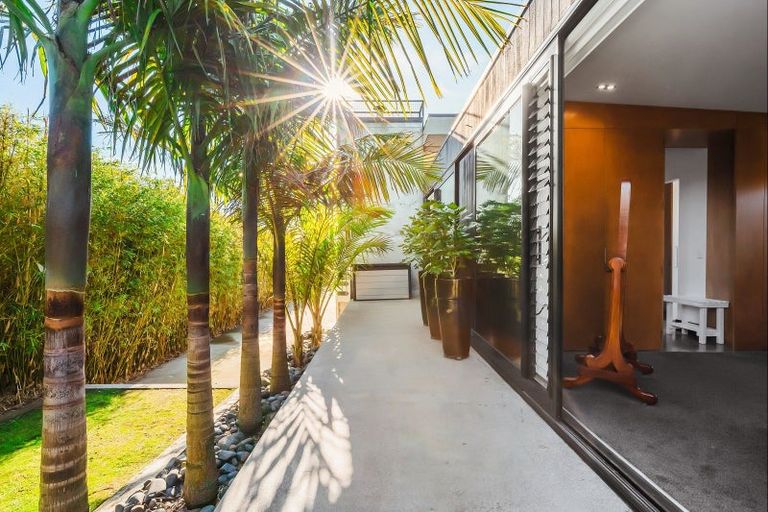 Photo of property in 30 Nihinihi Avenue, Raglan, 3225