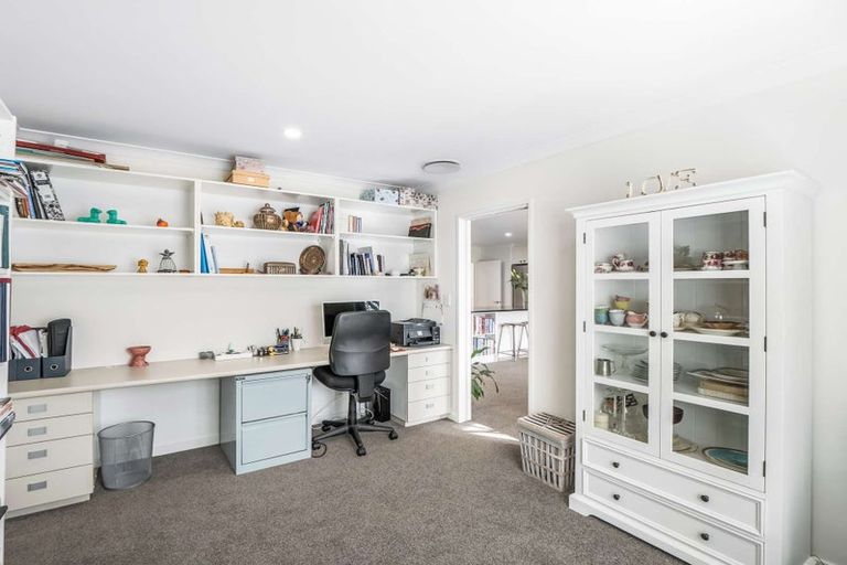 Photo of property in 58 Woodhurst Drive, Casebrook, Christchurch, 8051