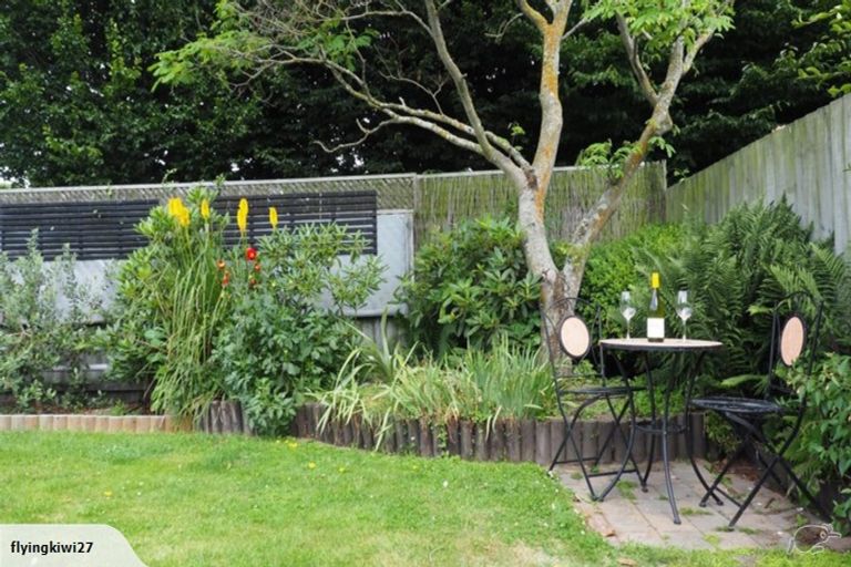 Photo of property in 30 Colchester Place, Templeton, Christchurch, 8042