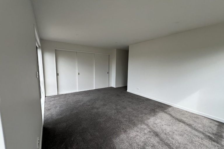 Photo of property in 30 Monstedt Terrace, Windsor Park, Auckland, 0632