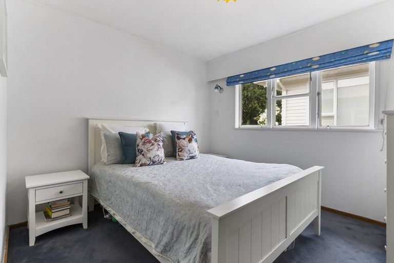 Photo of property in 4 Arapiko Street, Johnsonville, Wellington, 6037